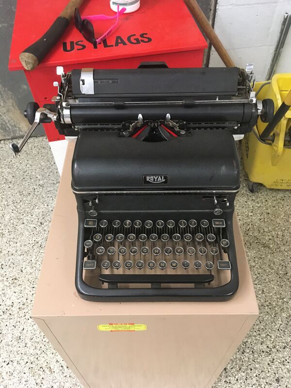 Royal KMM Typewriter Wiki